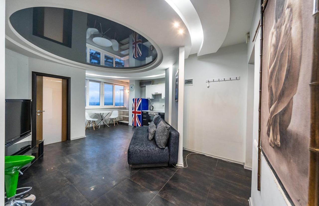 Luxury Apartment, Dniprovska Embankment26, Sokorki Kijev Kültér fotó