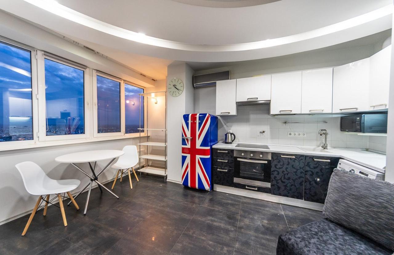 Luxury Apartment, Dniprovska Embankment26, Sokorki Kijev Kültér fotó