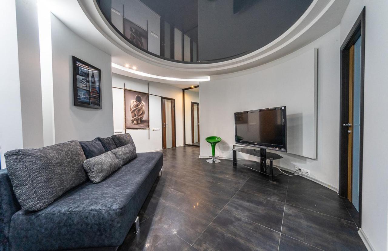 Luxury Apartment, Dniprovska Embankment26, Sokorki Kijev Kültér fotó